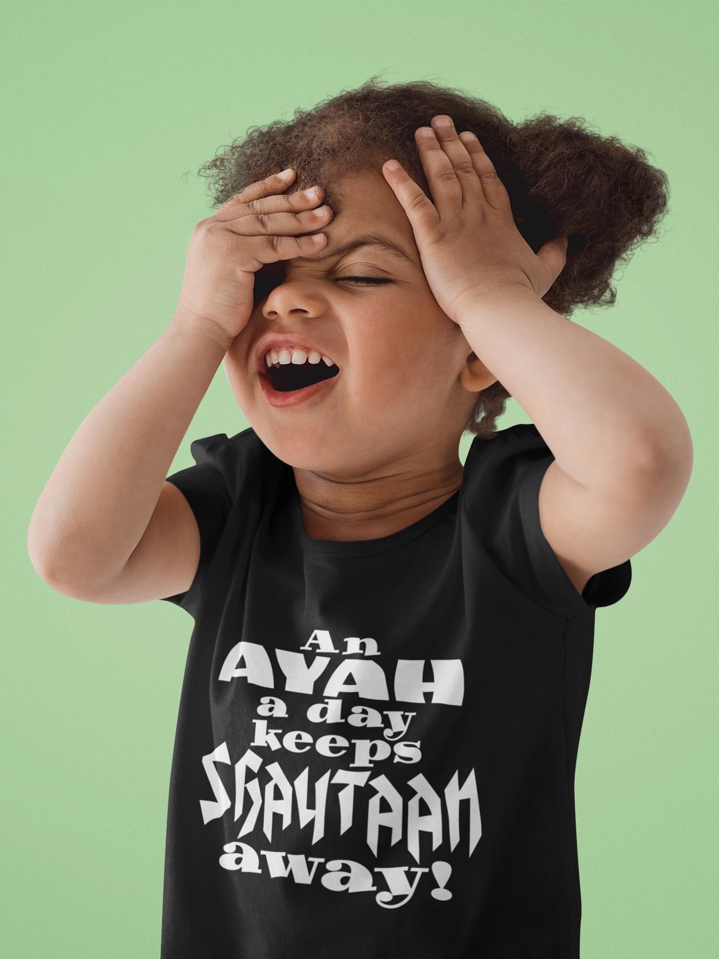 An Ayah a day keeps shaytaan away - Girls T-Shirt