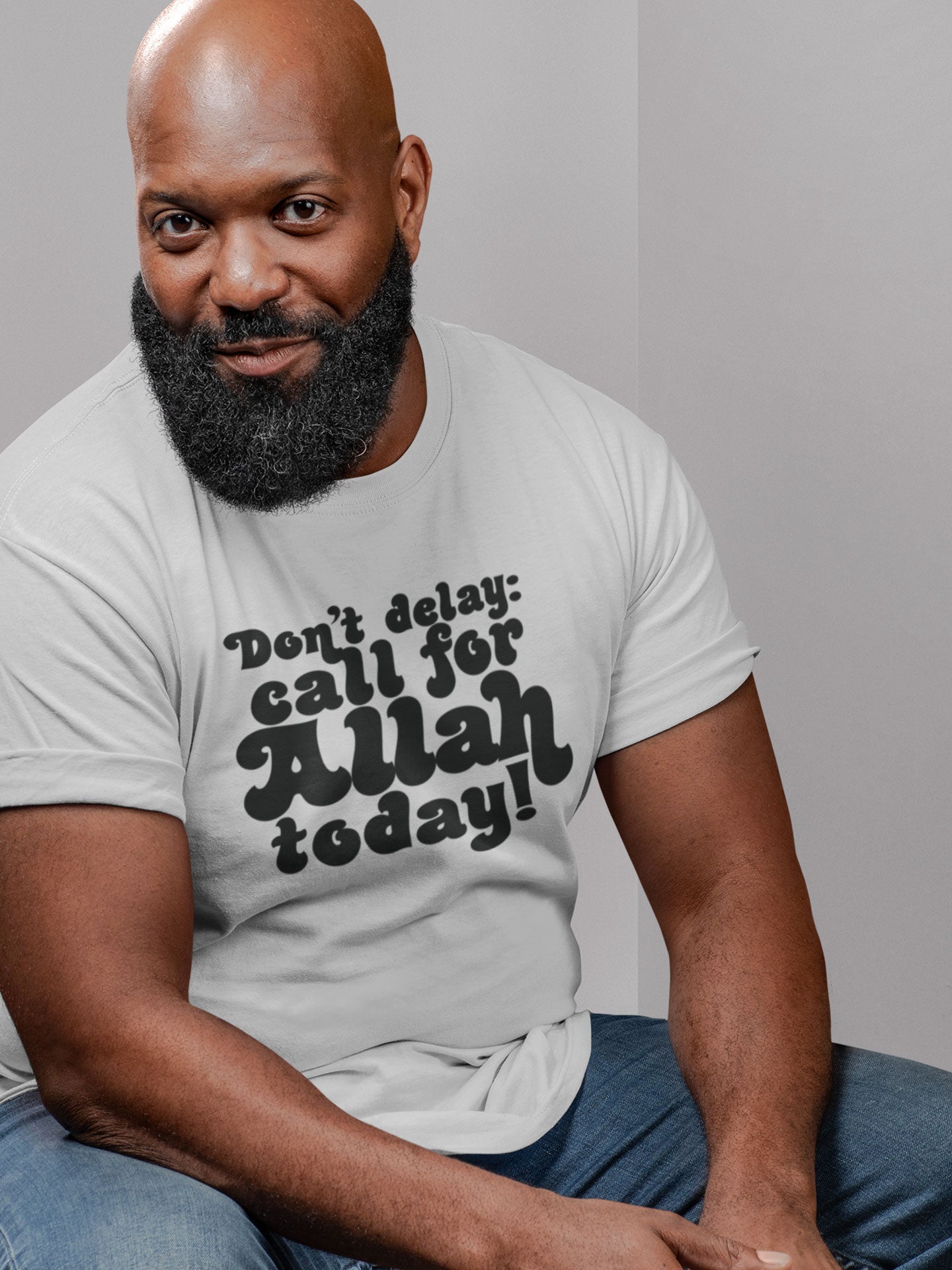 Don't delay call for Allah today! - Mens T-shirt