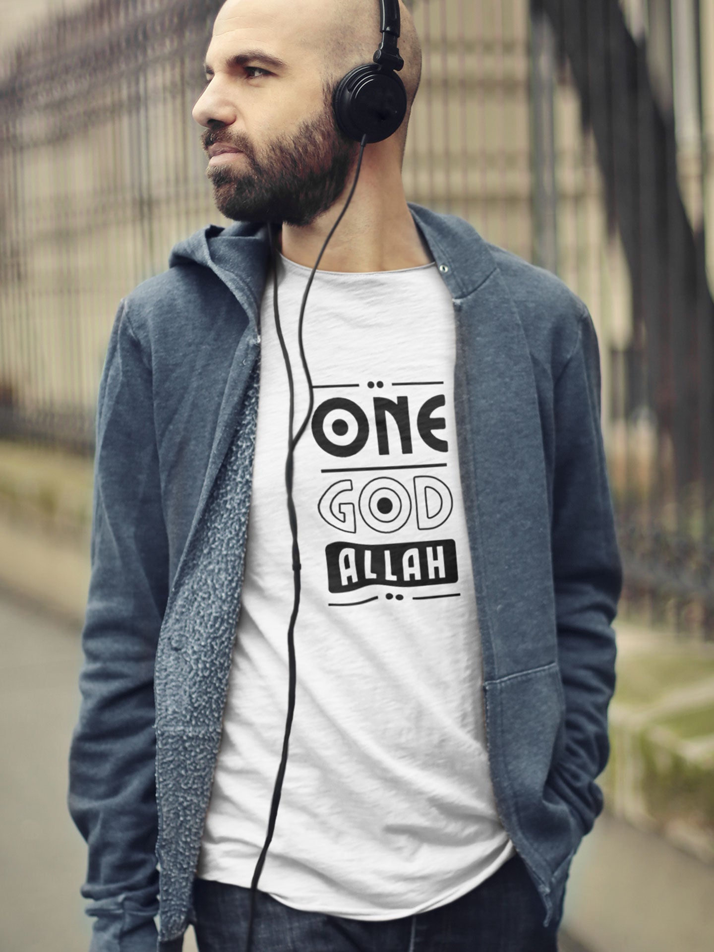 One God Allah - Mens T-shirt