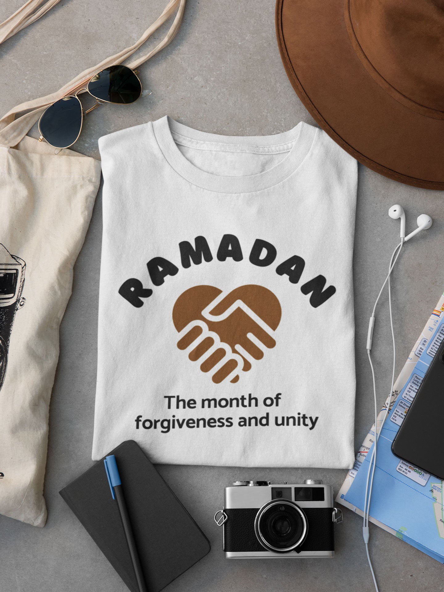 Ramadan, the month of forgiveness and unity - Mens T-shirt